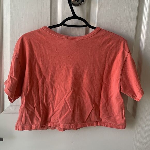 Small Champion Salmon Colored Crop Top - Picture 5 of 5
